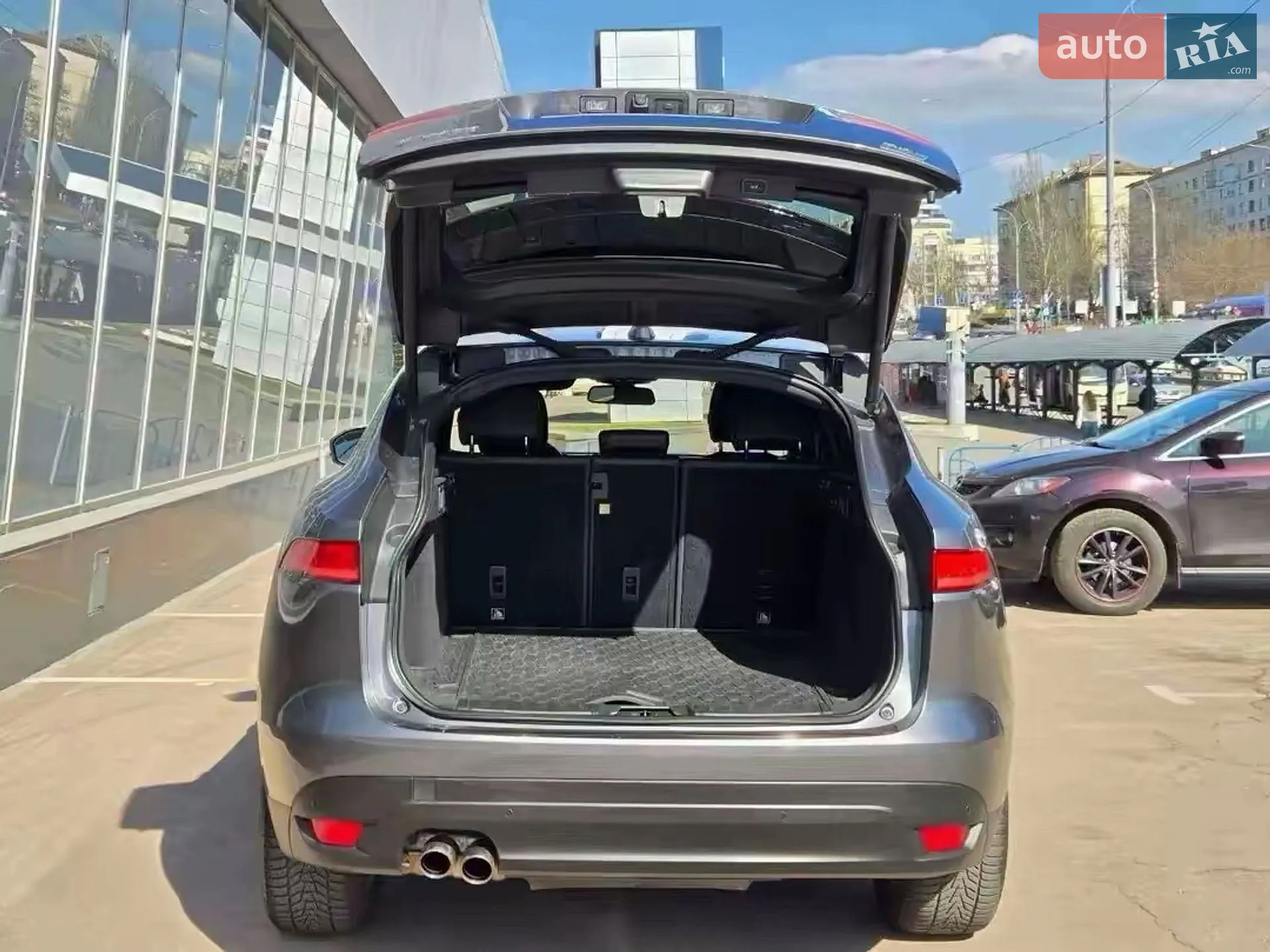 2016 Jaguar F-Pace - мініатюра 11