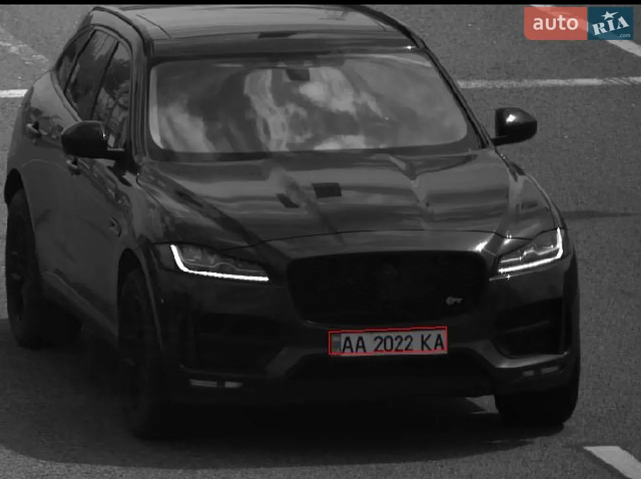 2016 Jaguar F-Pace - мініатюра 28
