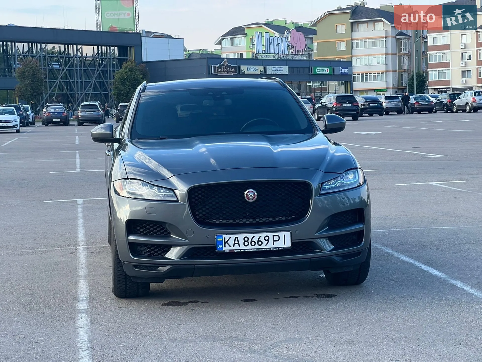 2016 Jaguar F-Pace - мініатюра 22