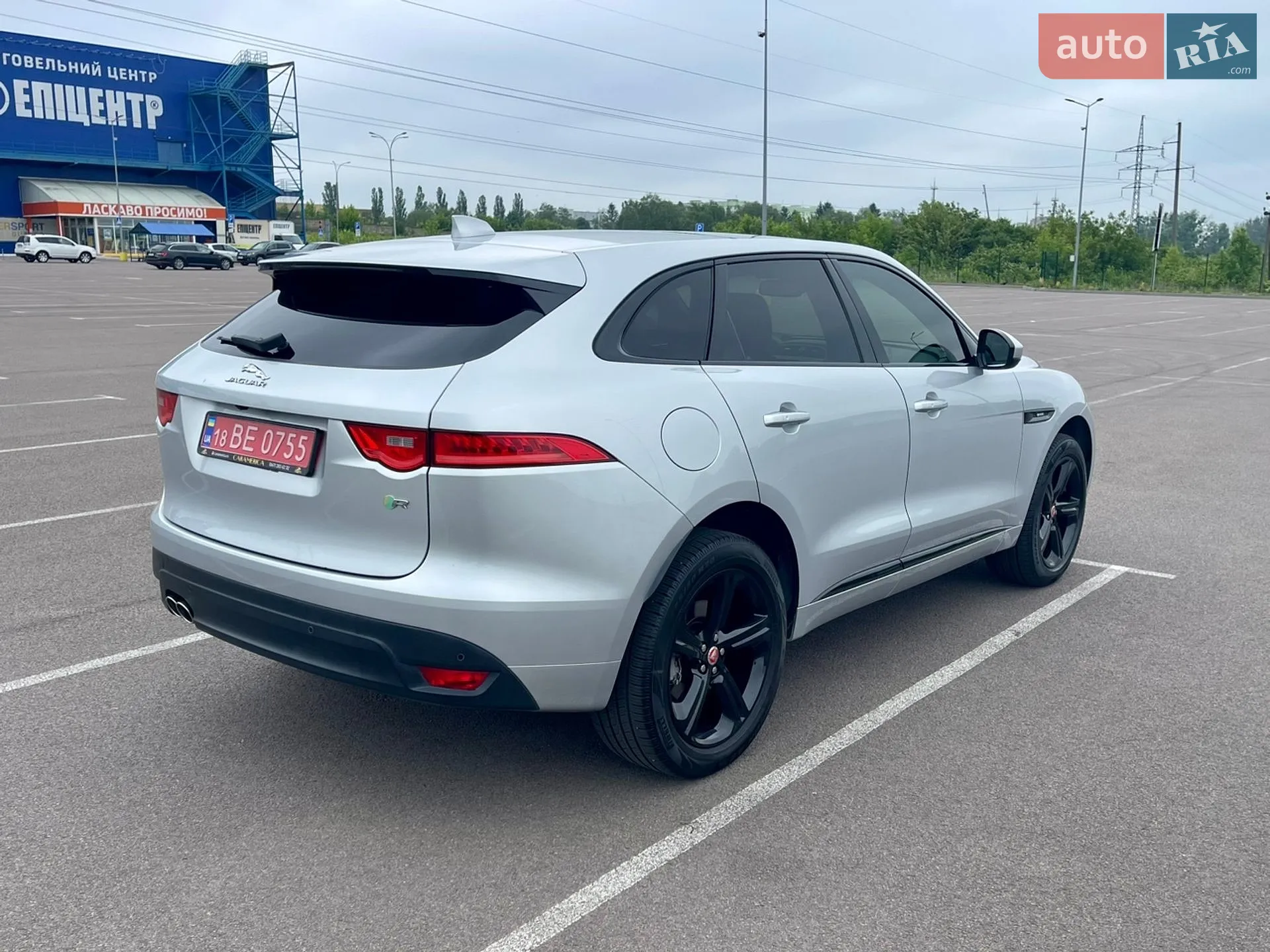 2017 Jaguar F-Pace - мініатюра 9