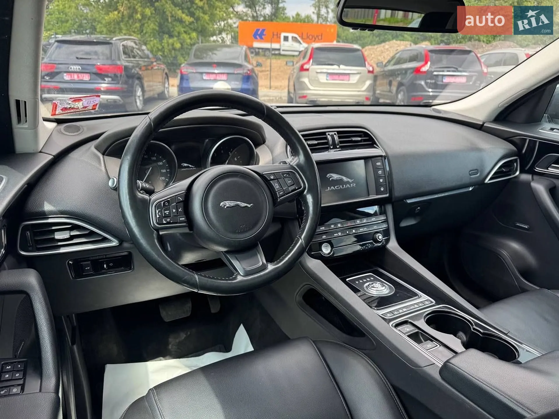 2017 Jaguar F-Pace - мініатюра 12
