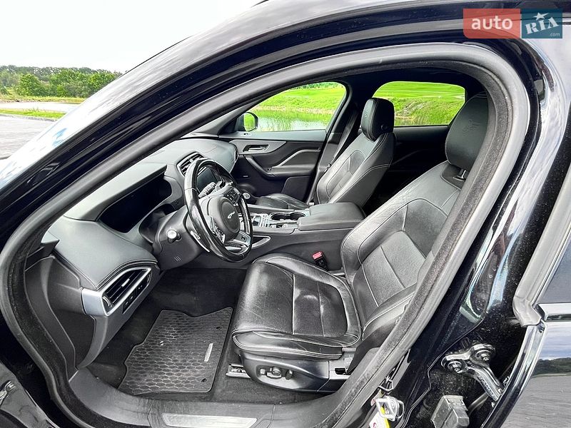Позашляховик / Кросовер Jaguar F-Pace 2017 в Києві