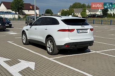 Внедорожник / Кроссовер Jaguar F-Pace 2017 в Нововолынске