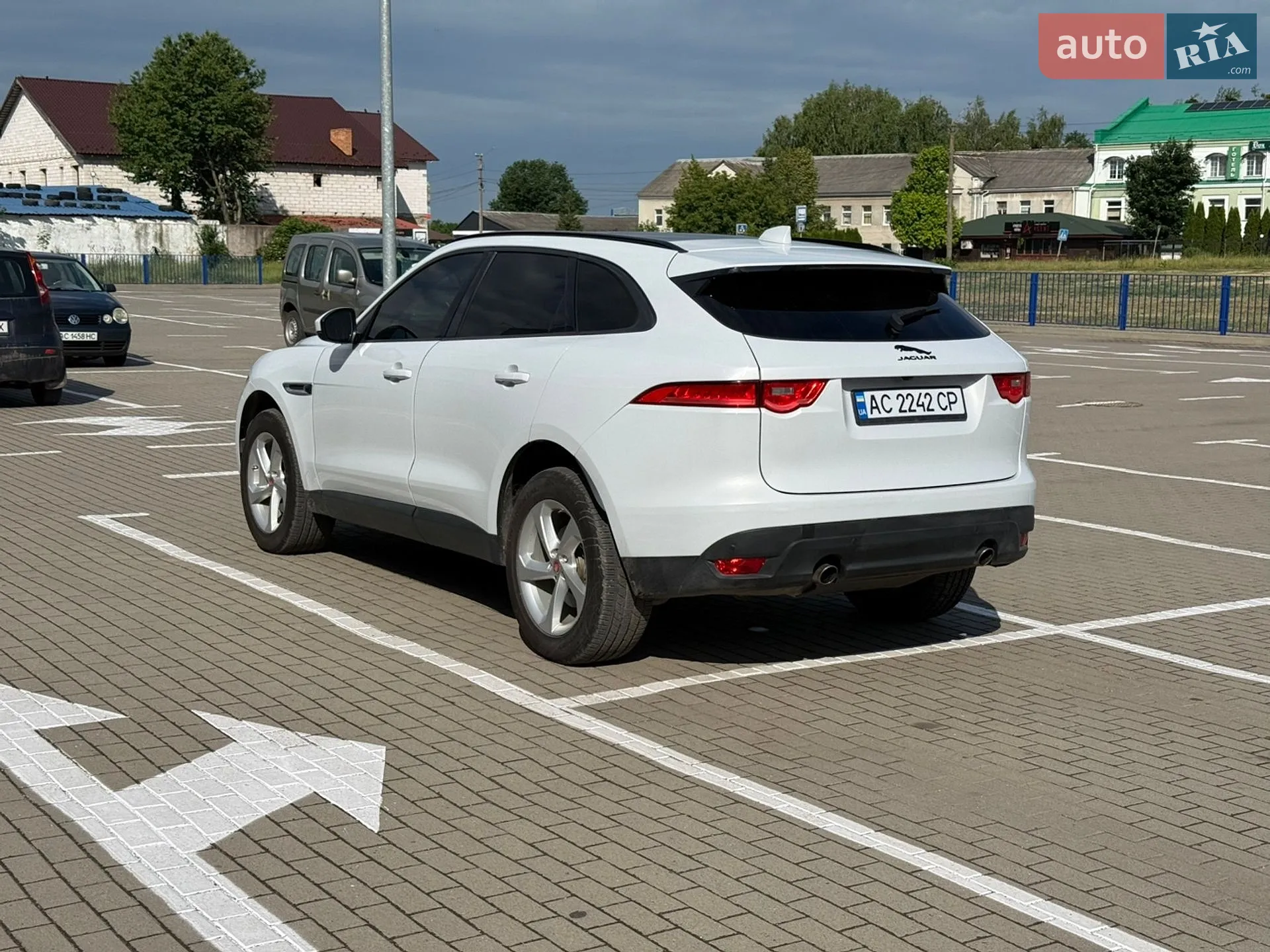 2017 Jaguar F-Pace - мініатюра 7