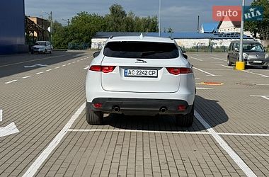 Внедорожник / Кроссовер Jaguar F-Pace 2017 в Нововолынске