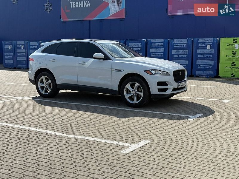 Внедорожник / Кроссовер Jaguar F-Pace 2017 в Нововолынске