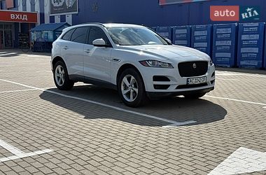 Внедорожник / Кроссовер Jaguar F-Pace 2017 в Нововолынске