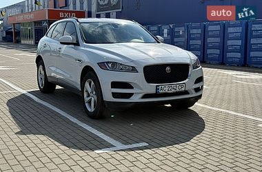 Внедорожник / Кроссовер Jaguar F-Pace 2017 в Нововолынске