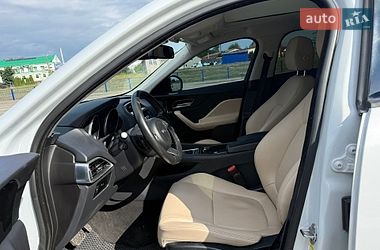 Внедорожник / Кроссовер Jaguar F-Pace 2017 в Нововолынске