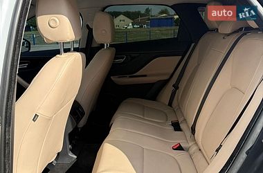 Внедорожник / Кроссовер Jaguar F-Pace 2017 в Нововолынске