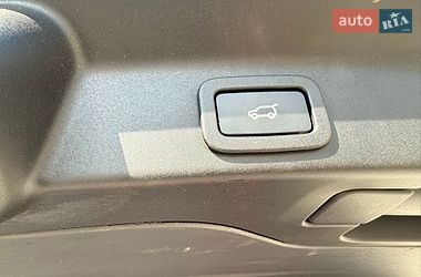 Внедорожник / Кроссовер Jaguar F-Pace 2017 в Нововолынске