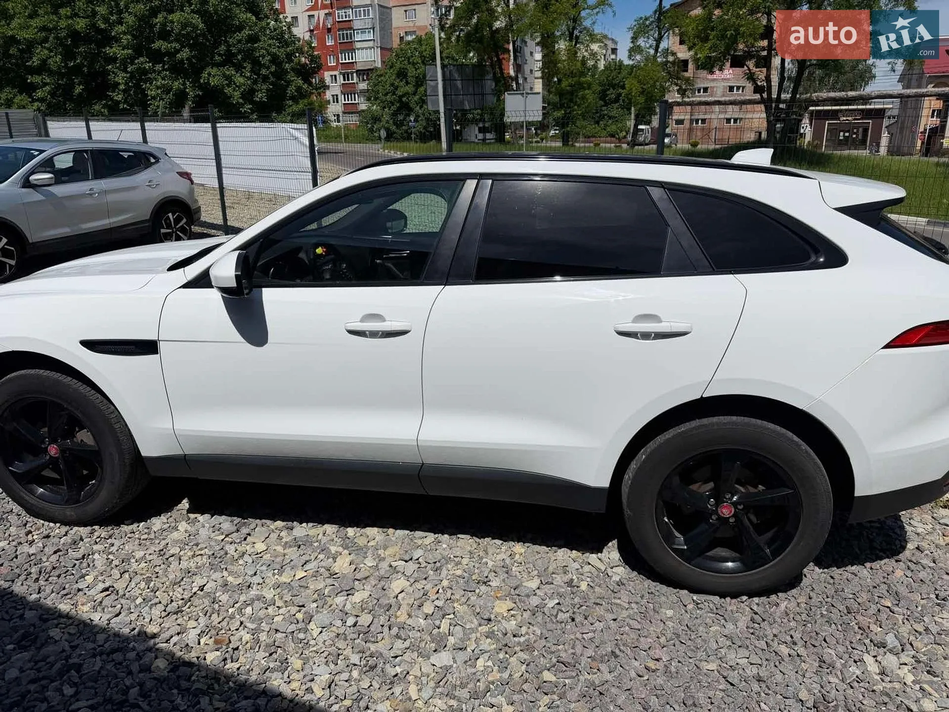 2017 Jaguar F-Pace - мініатюра 8