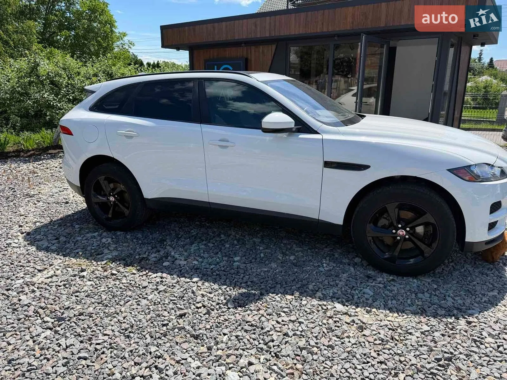 2017 Jaguar F-Pace - мініатюра 16