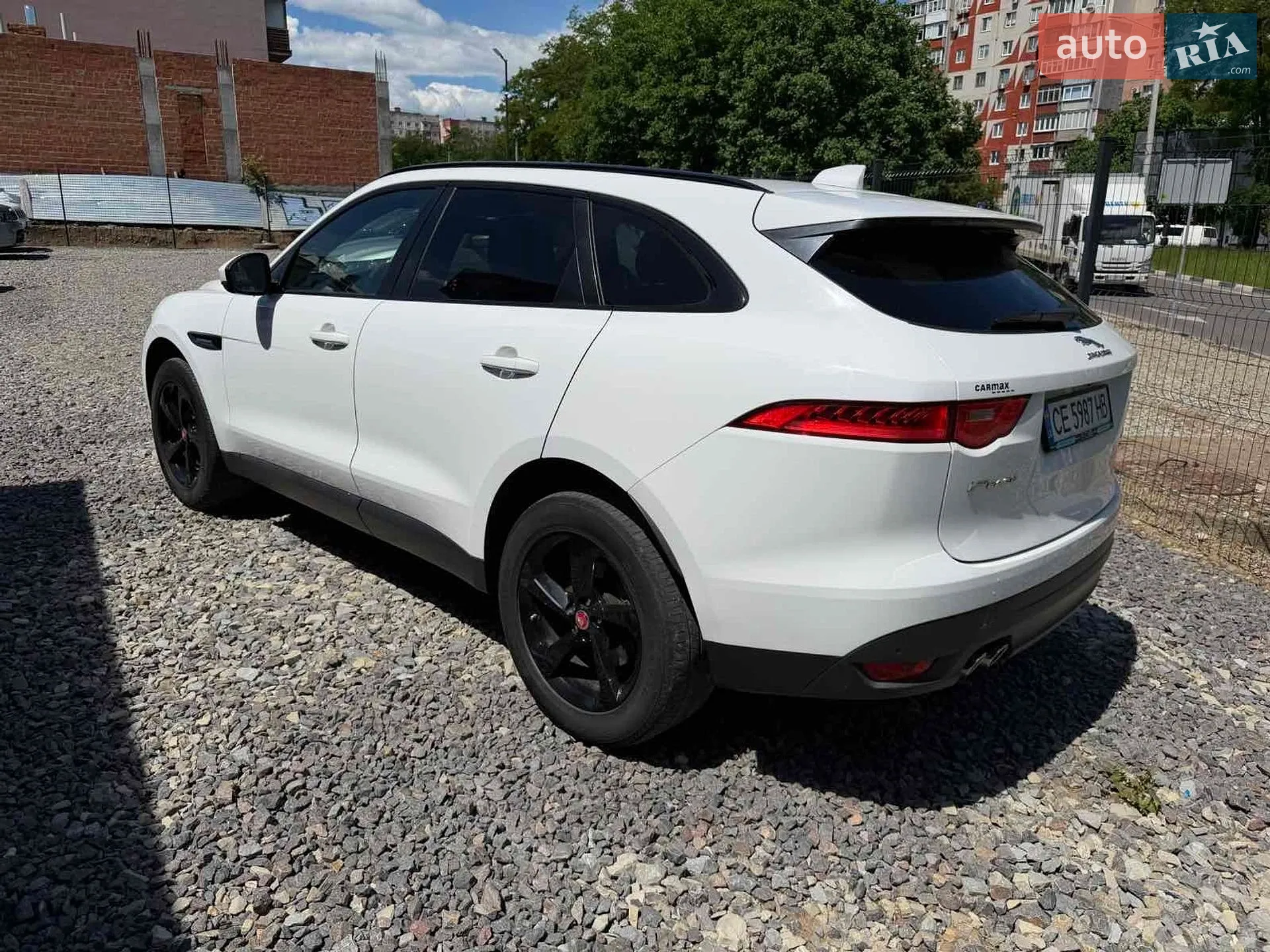 2017 Jaguar F-Pace - мініатюра 17
