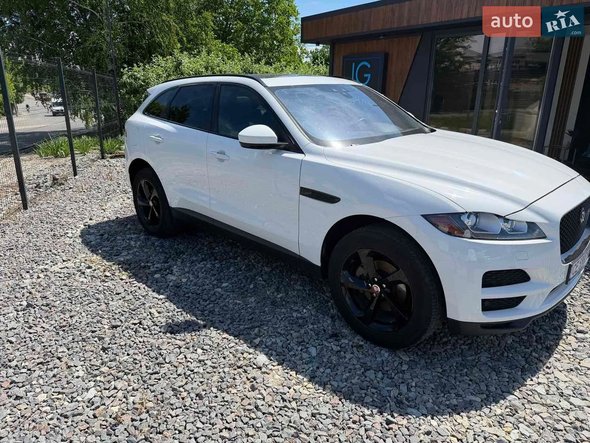 2017 Jaguar F-Pace - мініатюра 18