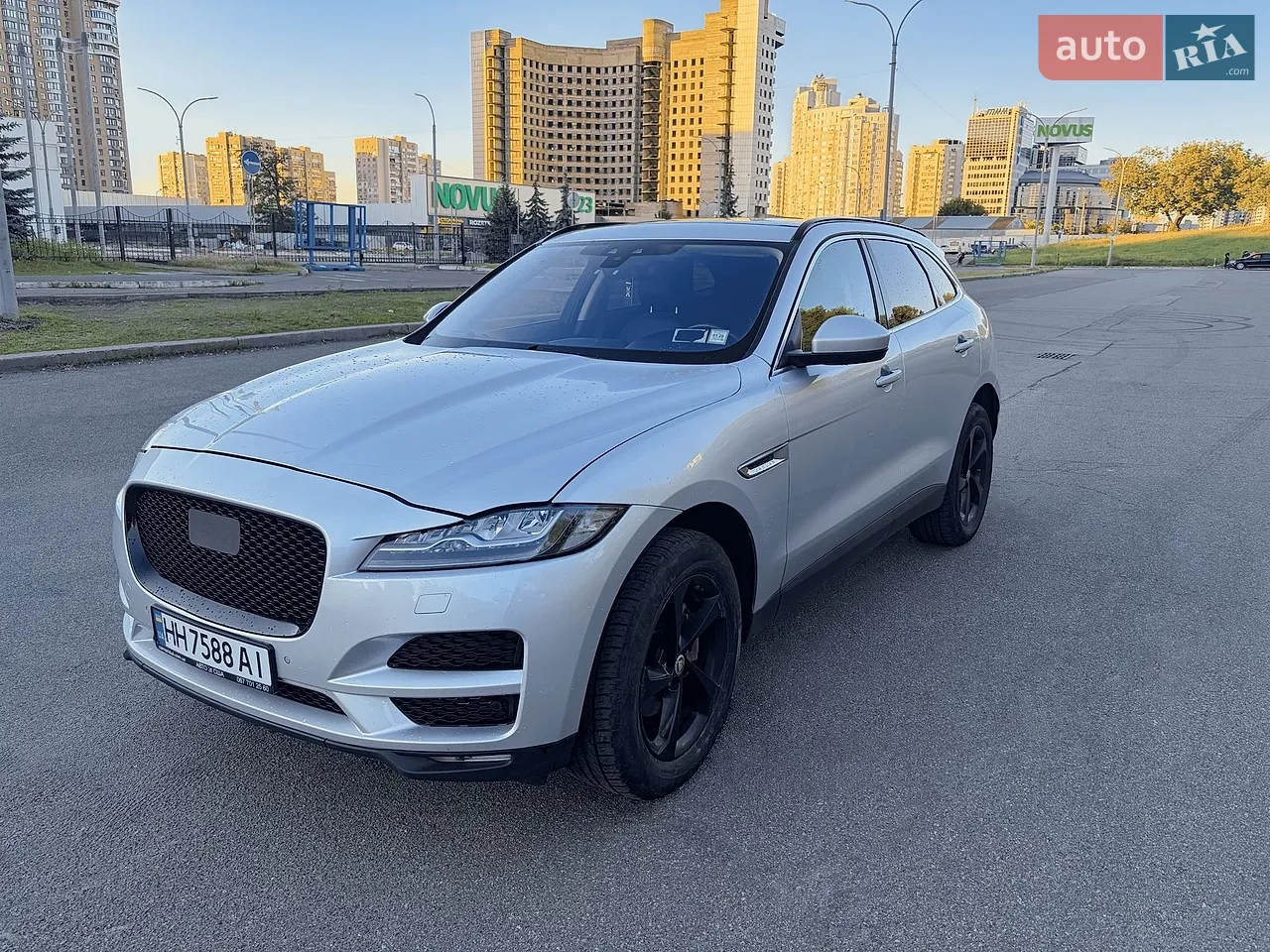 2018 Jaguar F-Pace - мініатюра 105