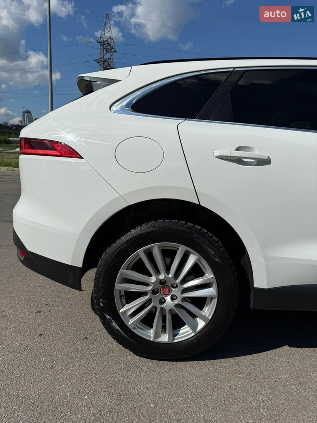 2018 Jaguar F-Pace - мініатюра 12