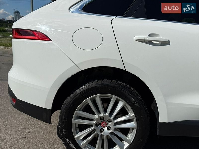 Внедорожник / Кроссовер Jaguar F-Pace 2018 в Киеве