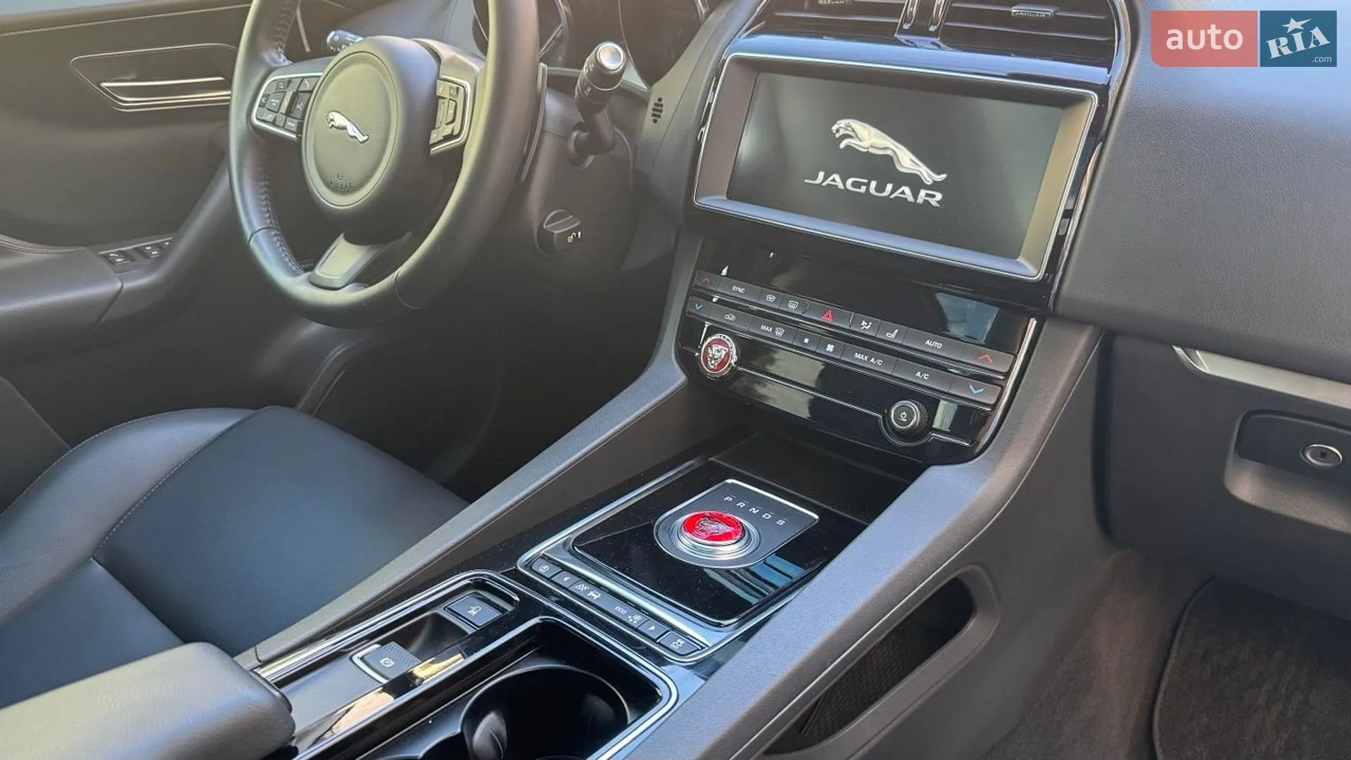 2020 Jaguar F-Pace - мініатюра 42