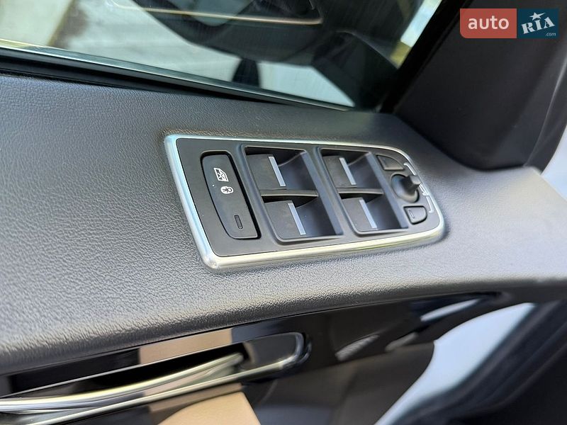 Позашляховик / Кросовер Jaguar F-Pace 2019 в Тернополі фото 17 Позашляховик / Кросовер Jaguar F-Pace 2019 в Тернополі