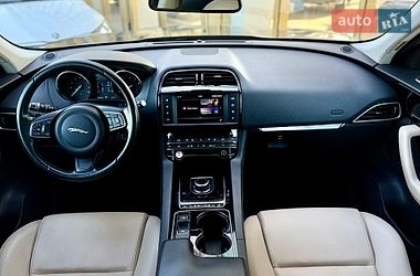 Позашляховик / Кросовер Jaguar F-Pace 2017 в Миколаєві фото 11 Позашляховик / Кросовер Jaguar F-Pace 2017 в Миколаєві