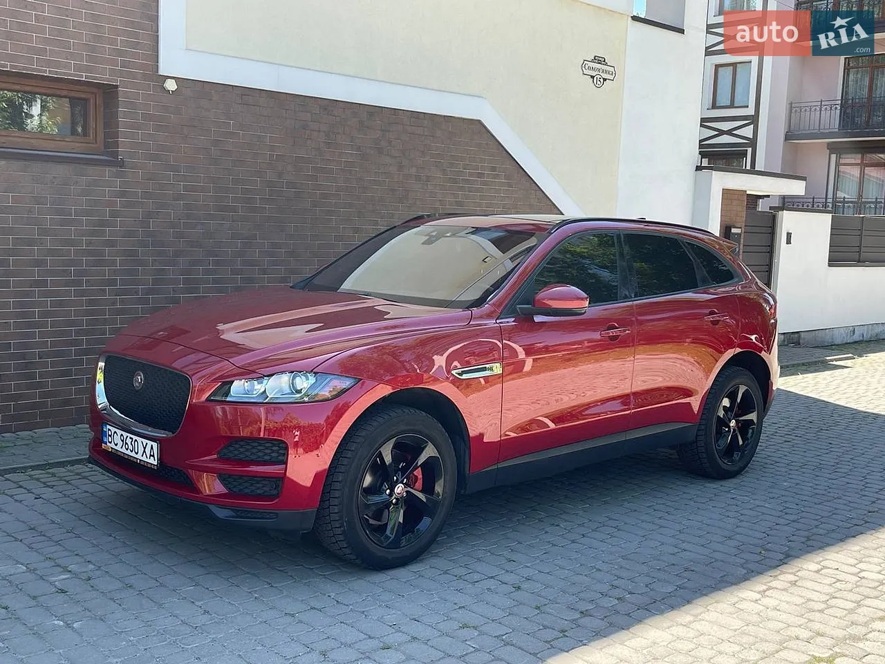 2018 Jaguar F-Pace - мініатюра 21
