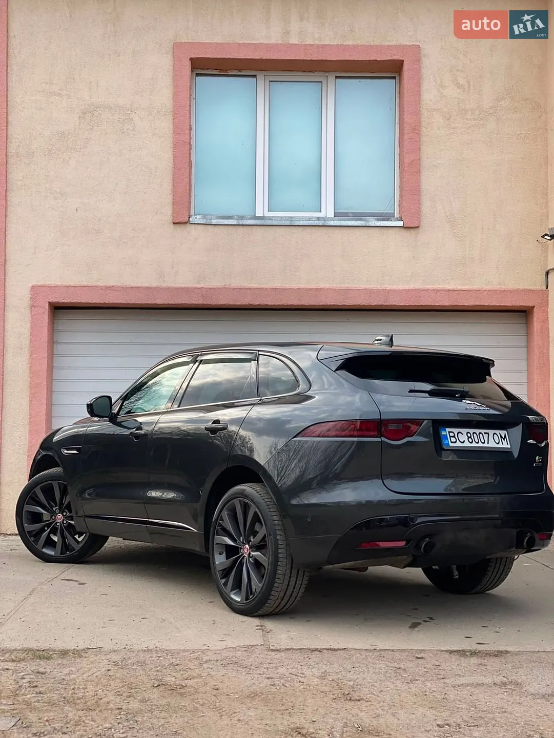 2018 Jaguar F-Pace - мініатюра 21