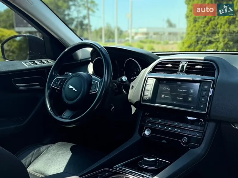 Jaguar F-Pace 2017 VIN SADCK2BV2HA889101 фото оголошення 28 з 60