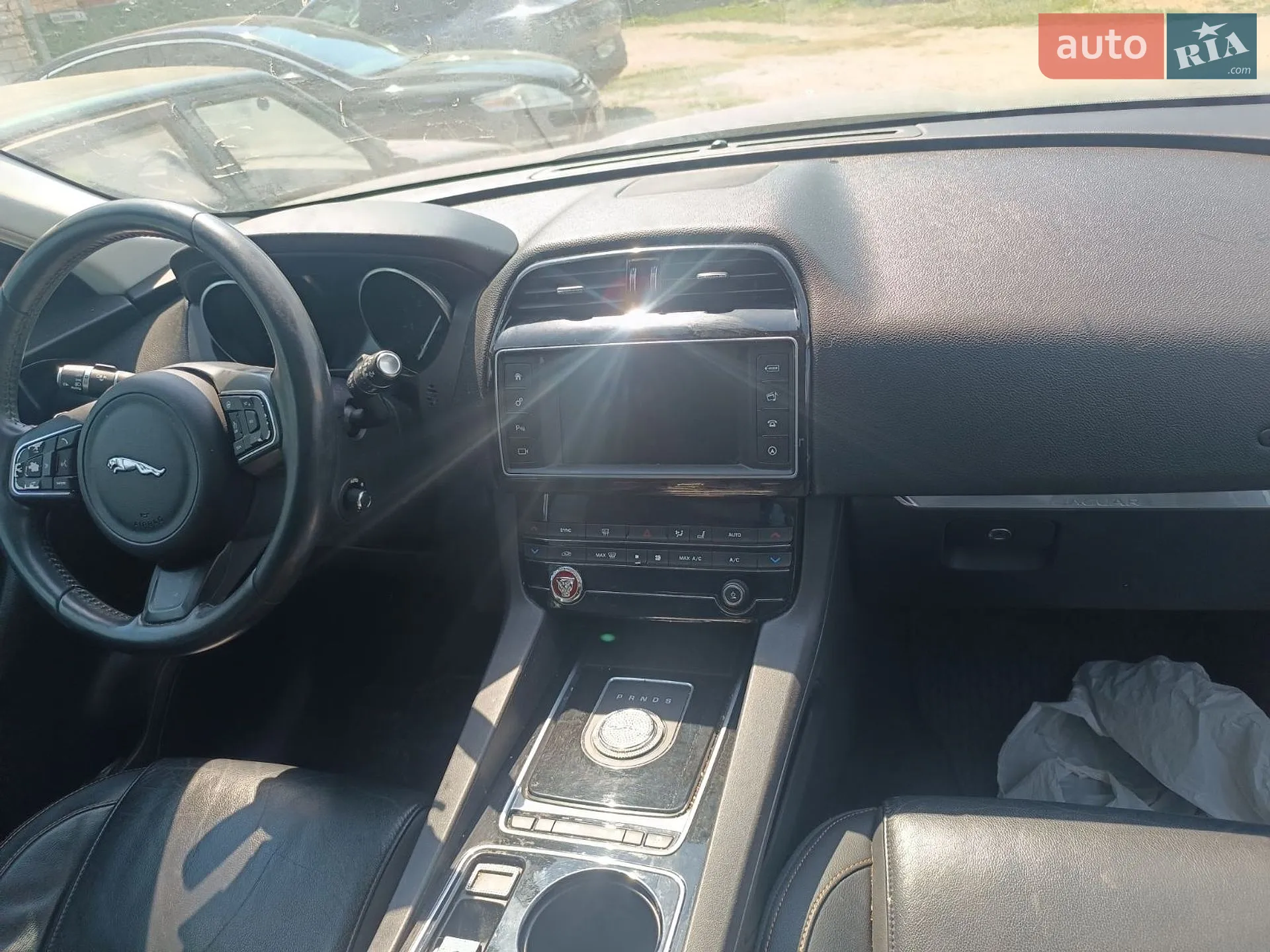 2016 Jaguar F-Pace - мініатюра 9