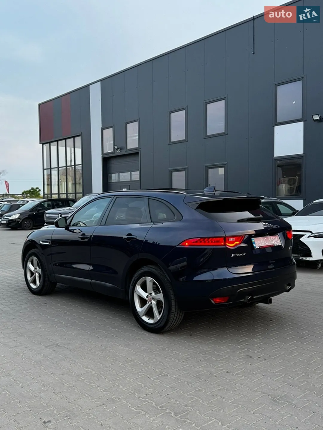 2018 Jaguar F-Pace - мініатюра 5