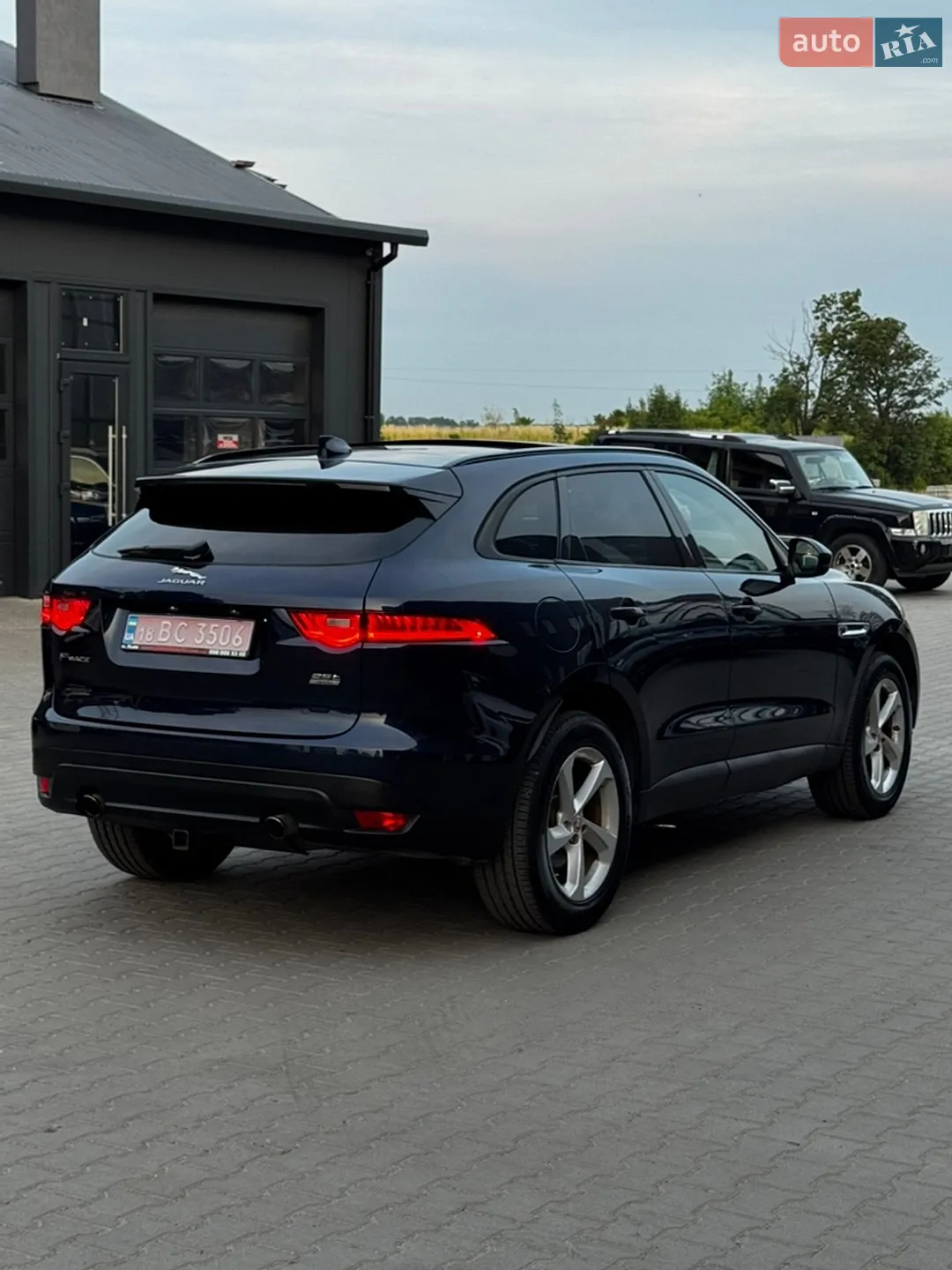 2018 Jaguar F-Pace - мініатюра 11