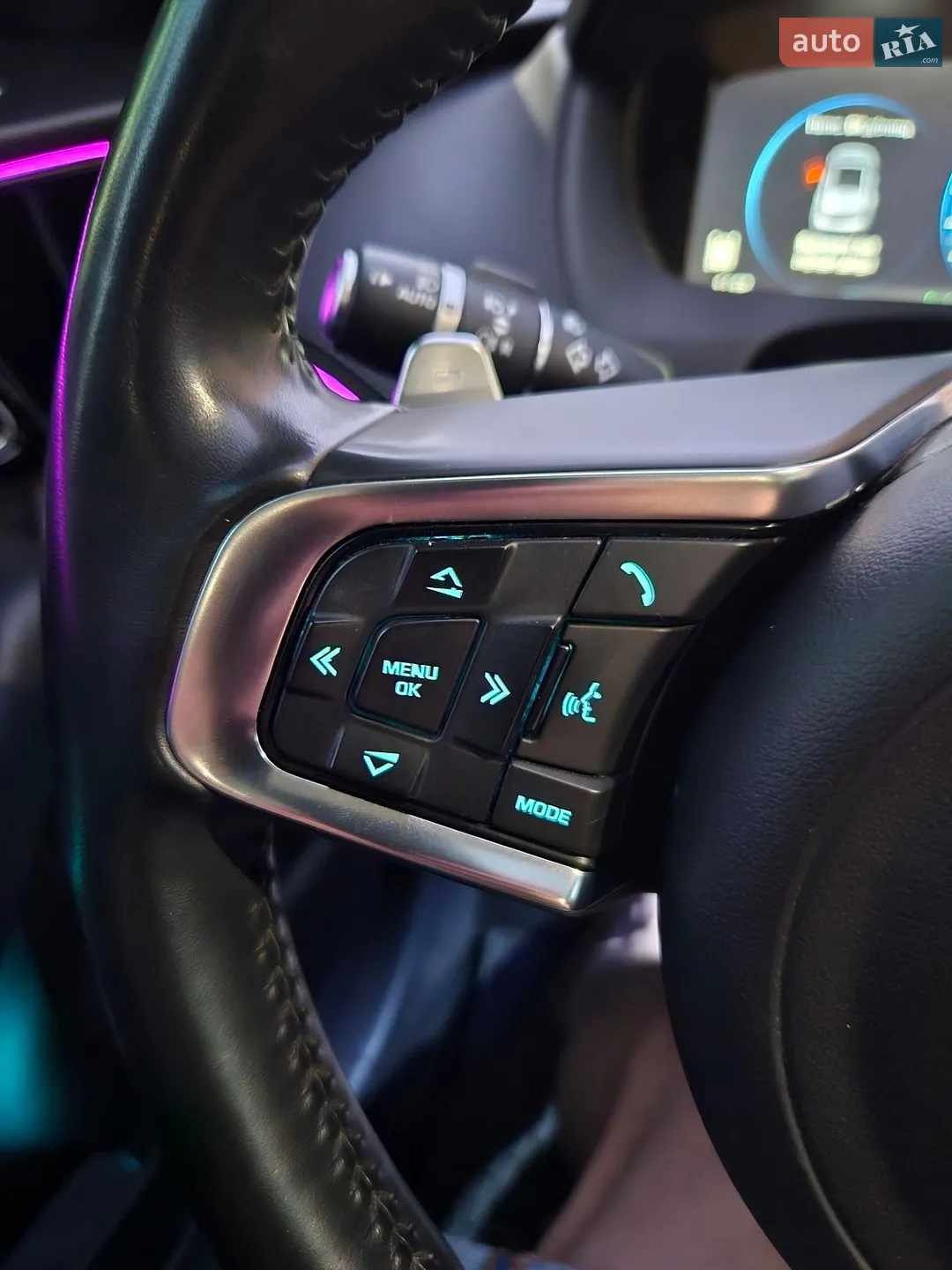 2017 Jaguar F-Pace - мініатюра 48