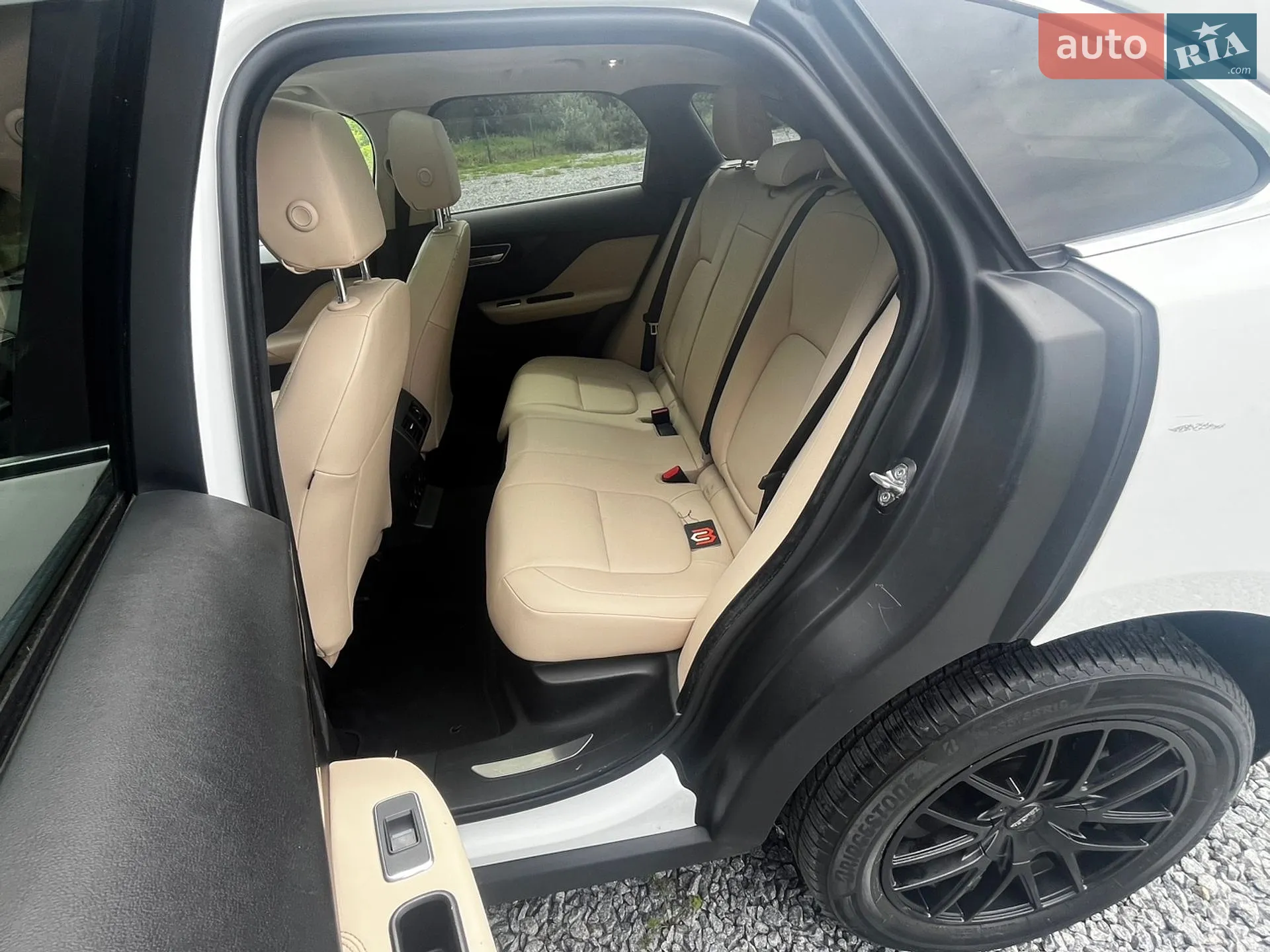 2020 Jaguar F-Pace - мініатюра 10