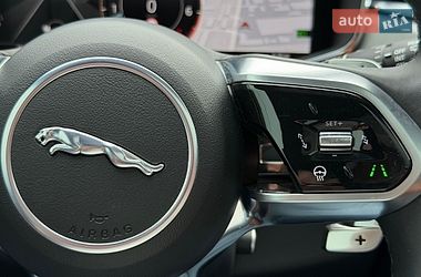 Внедорожник / Кроссовер Jaguar F-Pace 2023 в Киеве
