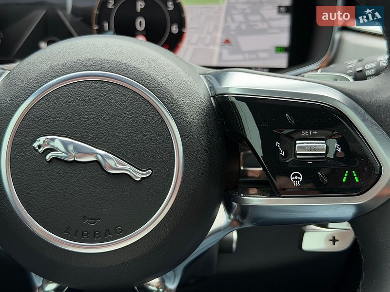 Внедорожник / Кроссовер Jaguar F-Pace 2023 в Киеве