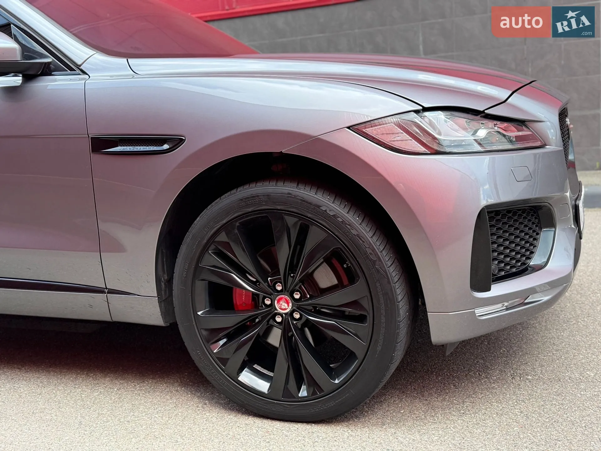 2019 Jaguar F-Pace - мініатюра 8