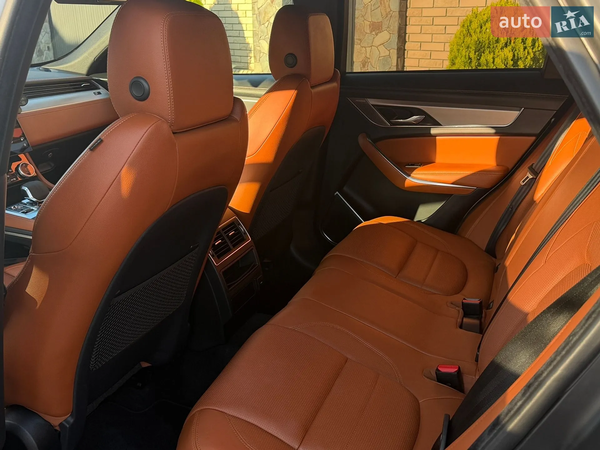 2021 Jaguar F-Pace - мініатюра 21