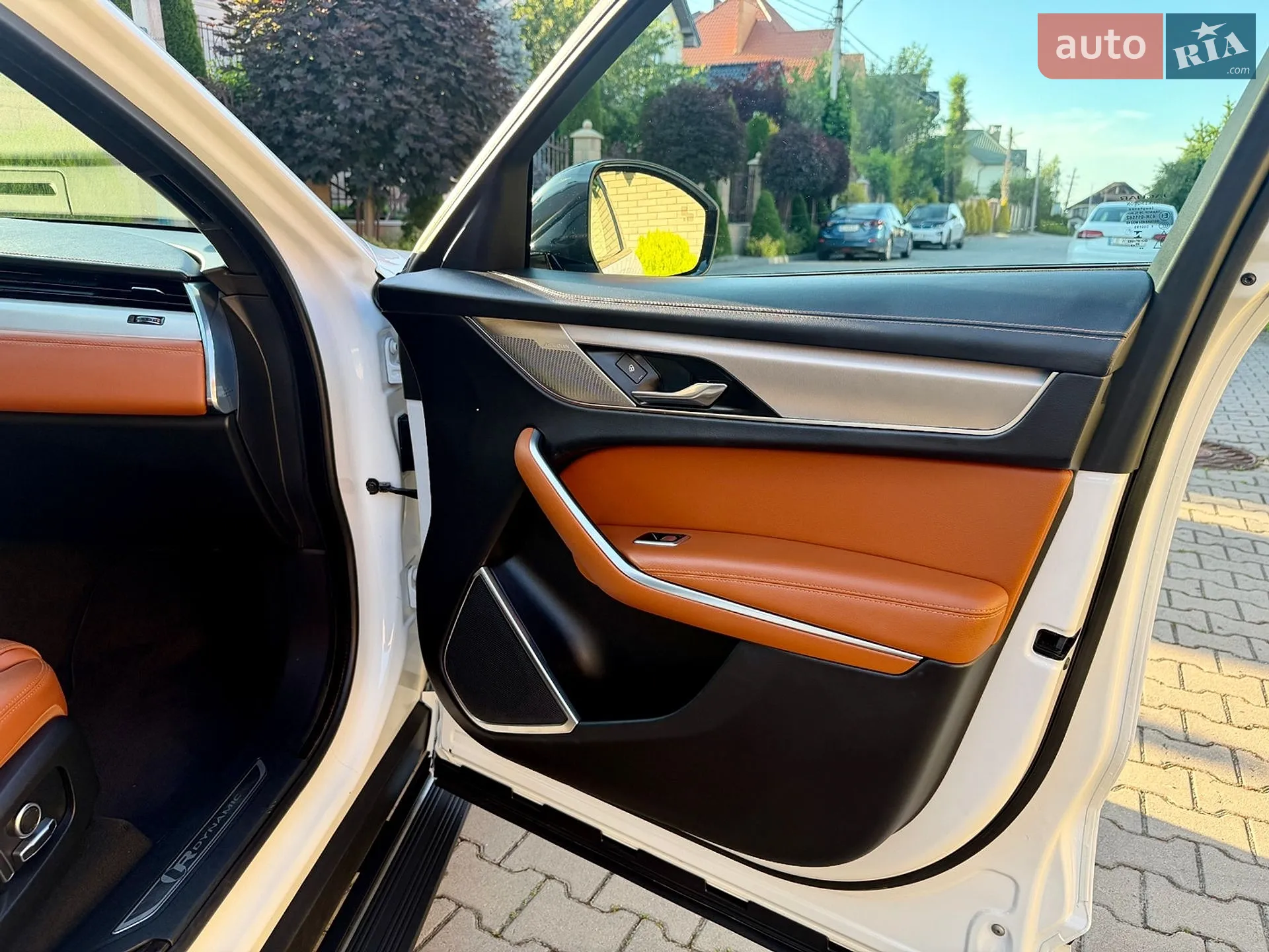 2021 Jaguar F-Pace - мініатюра 30