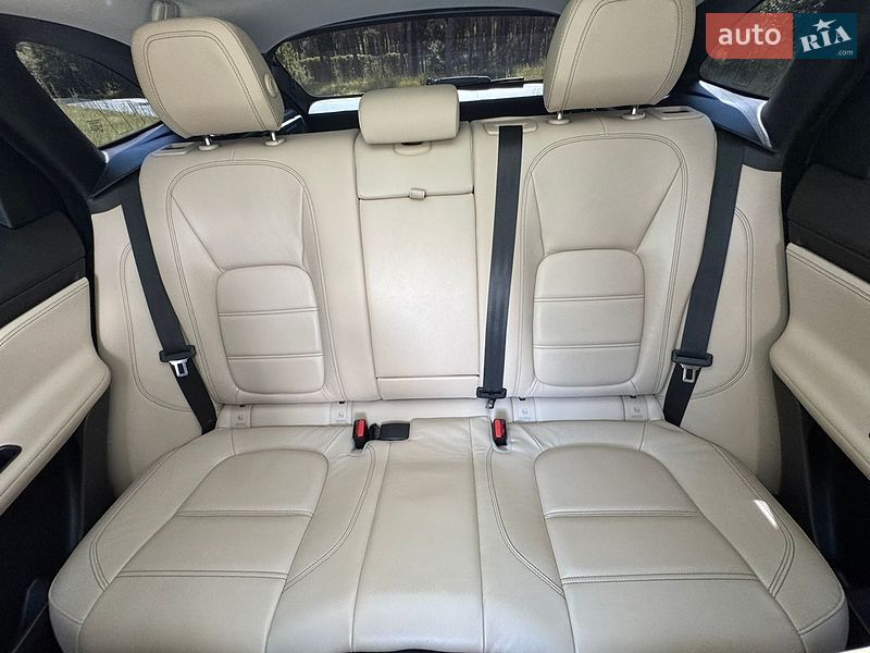 Позашляховик / Кросовер Jaguar F-Pace 2016 в Києві