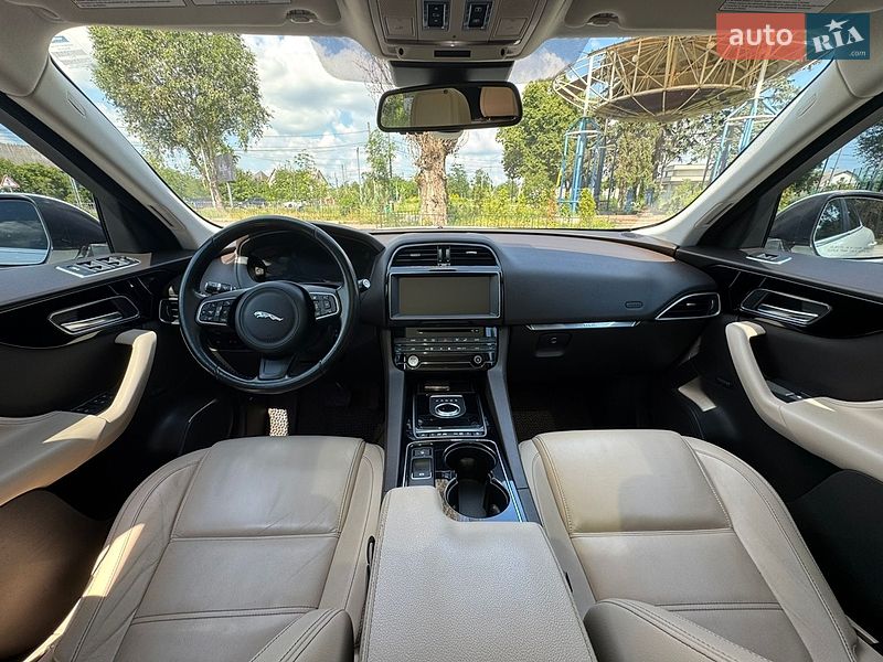Позашляховик / Кросовер Jaguar F-Pace 2016 в Києві