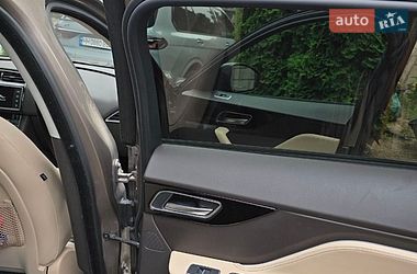 Позашляховик / Кросовер Jaguar F-Pace 2016 в Одесі фото 20 Позашляховик / Кросовер Jaguar F-Pace 2016 в Одесі