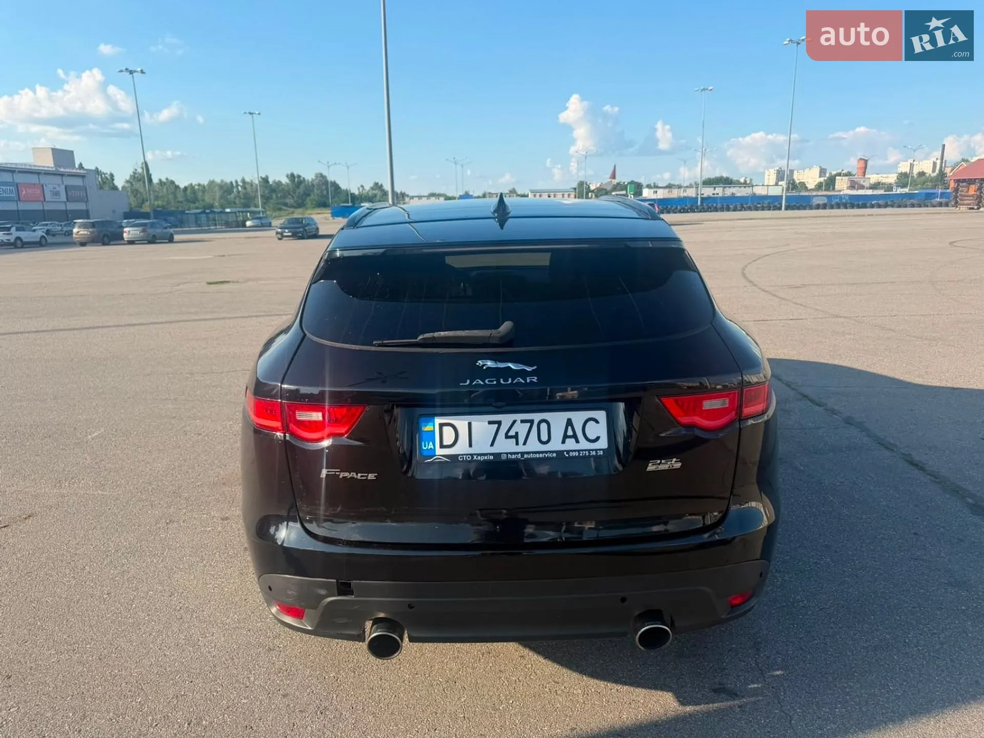 2017 Jaguar F-Pace - мініатюра 3