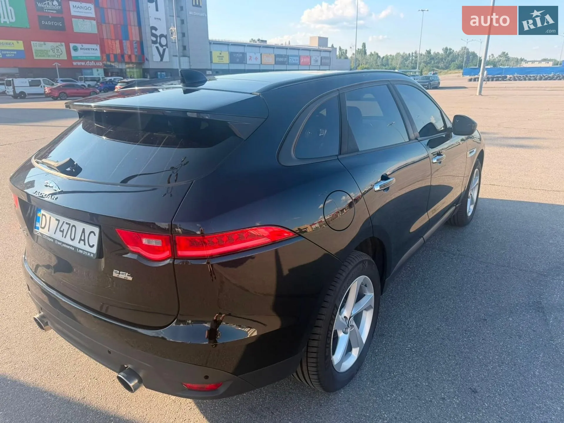 2017 Jaguar F-Pace - мініатюра 4