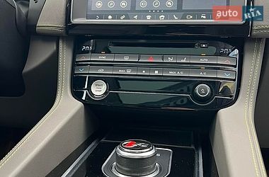 Внедорожник / Кроссовер Jaguar F-Pace 2017 в Полтаве фото 11 Внедорожник / Кроссовер Jaguar F-Pace 2017 в Полтаве