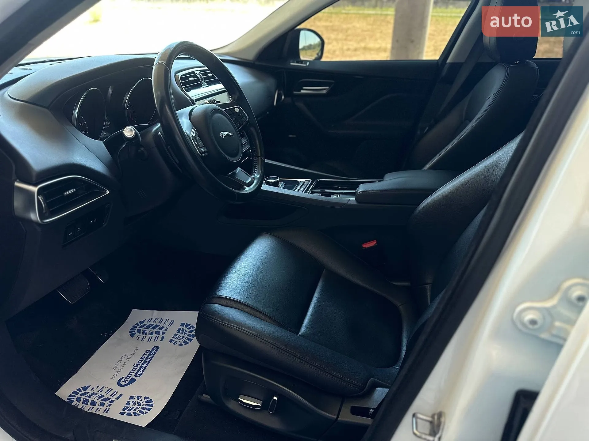 2018 Jaguar F-Pace - мініатюра 10