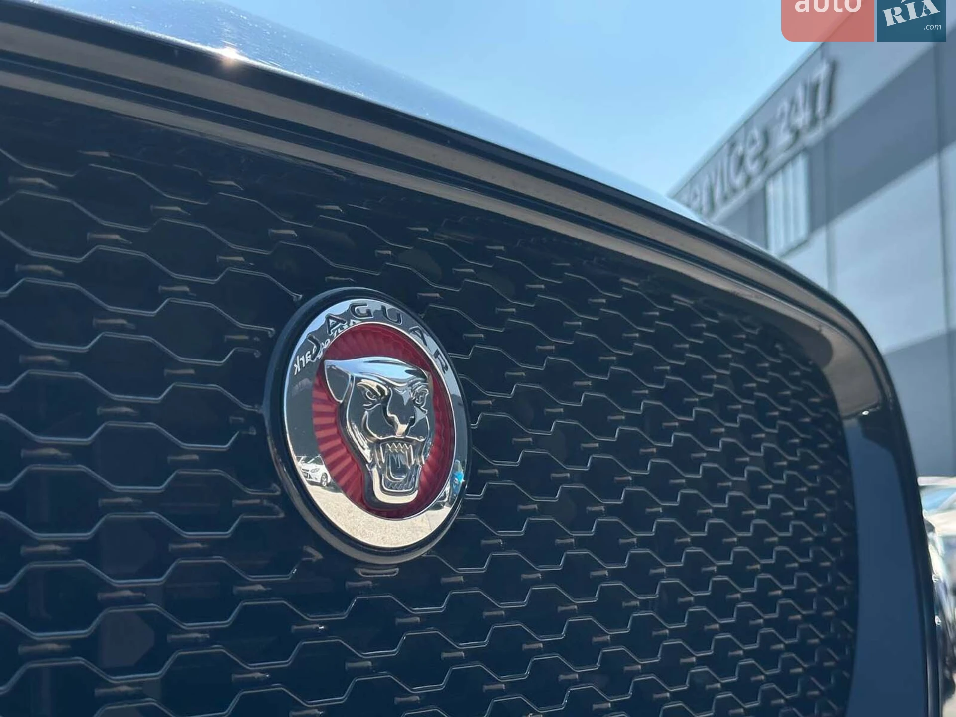 2016 Jaguar F-Pace - мініатюра 14