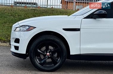Внедорожник / Кроссовер Jaguar F-Pace 2017 в Киеве
