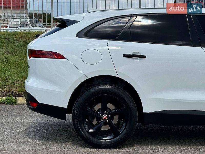 Внедорожник / Кроссовер Jaguar F-Pace 2017 в Киеве