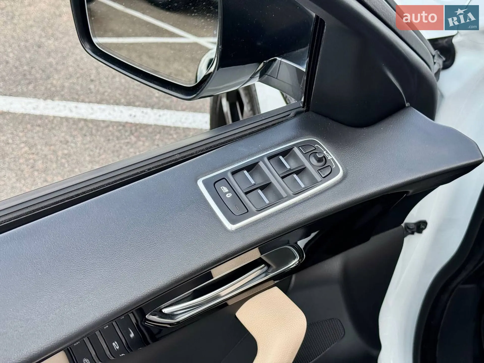 2017 Jaguar F-Pace - мініатюра 43