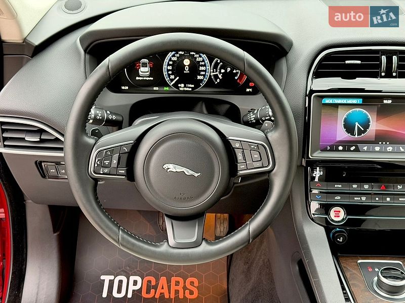Позашляховик / Кросовер Jaguar F-Pace 2016 в Києві